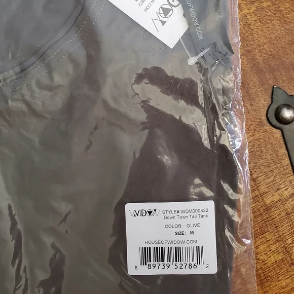 💚 Widow Down Town Tail Tank 💚 - Picture 6 of 8